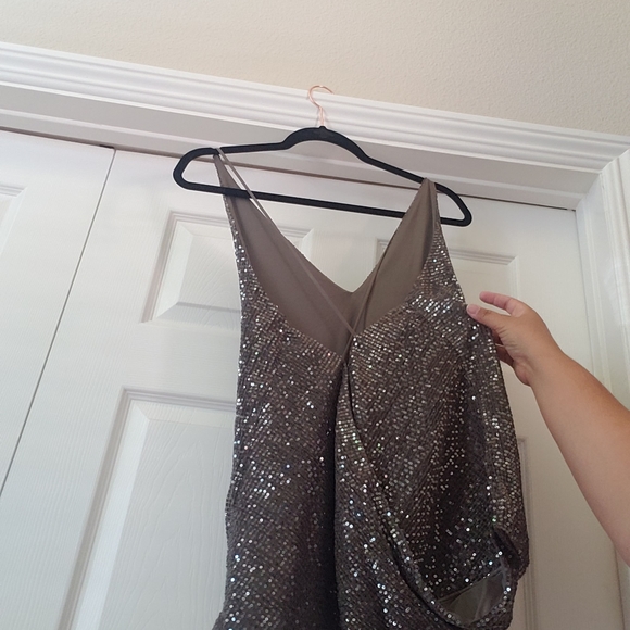 Tank Top - Picture 2 of 2